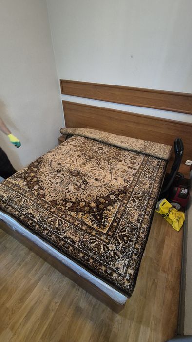 Продам ковёр б/у 2×3