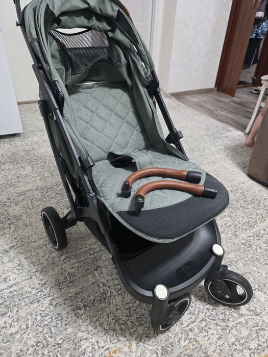 Прогулочная каляска