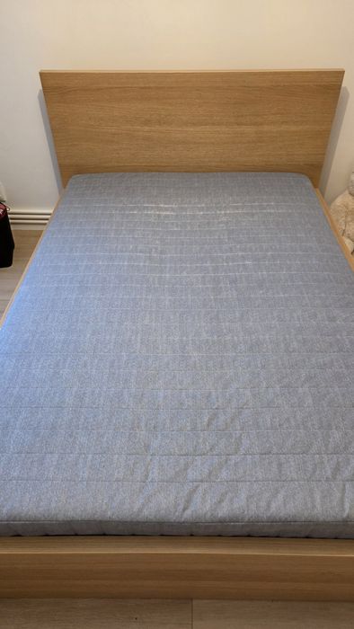 Vând pat IKEA complet