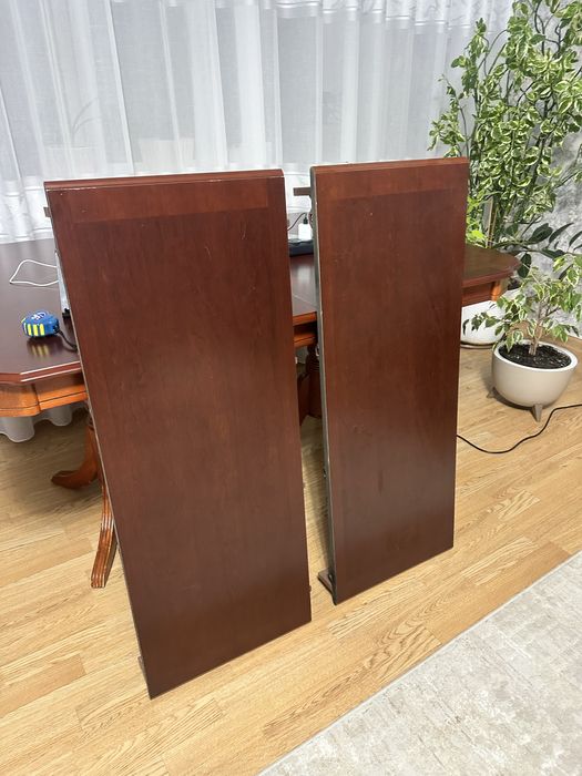 Продам Стол гостевой