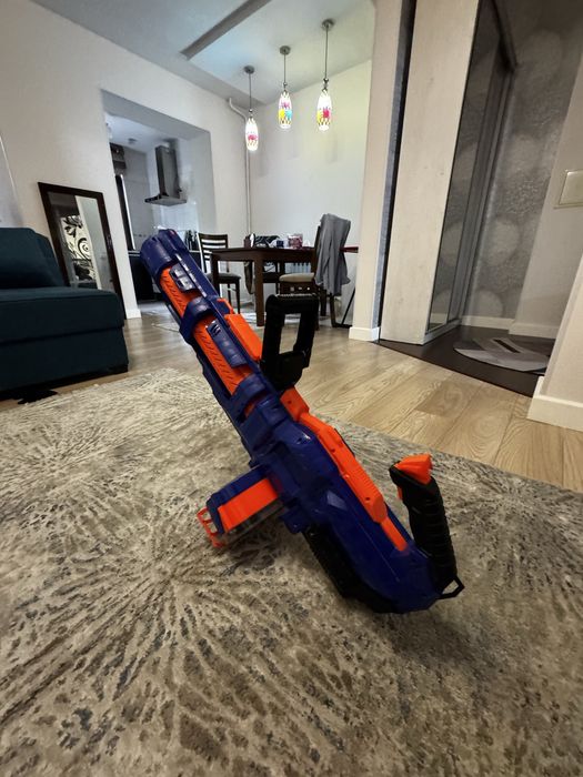 Nerf Titan игрушка