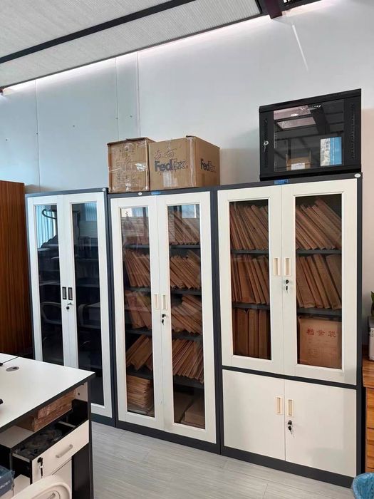 Металлический шкаф с полками  | Hujjatlar uchun tokchali metall shkaf