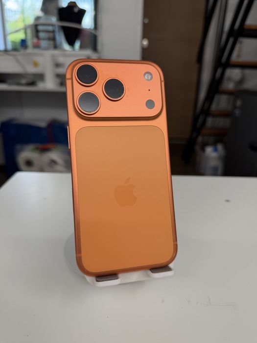 Iphone 17 Pro, 256gb bat. 99% cod unic 6546