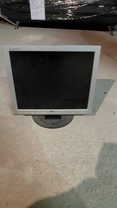 Мониторы разные 15-19