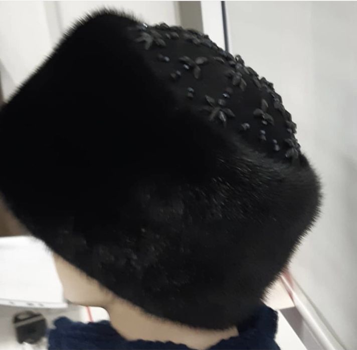 Продам норковую шапку