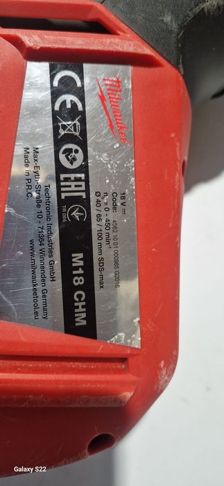 Milwaukee rotopercutor pe acumulatori