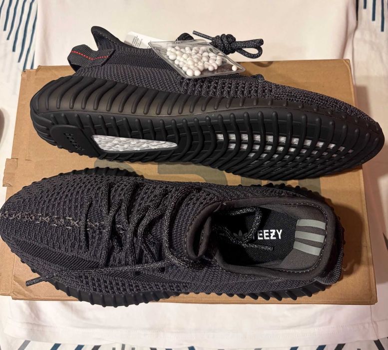 Yeezy 350 marime 44