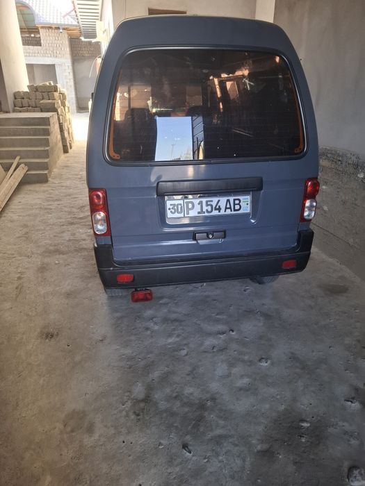 Damas srochni sotiladi