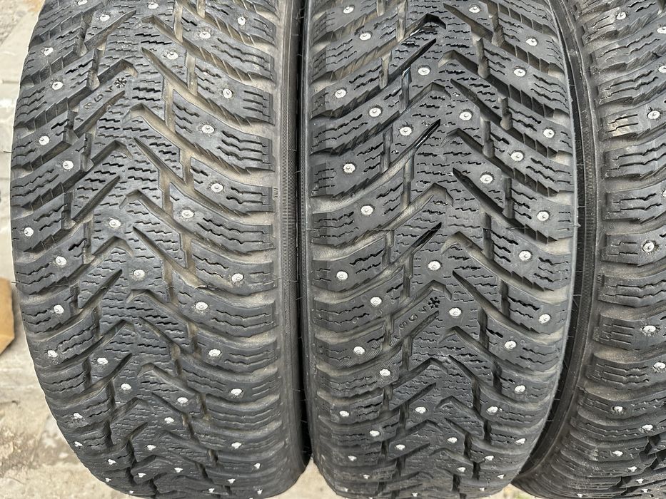 Продам зимние шины 185/65 15