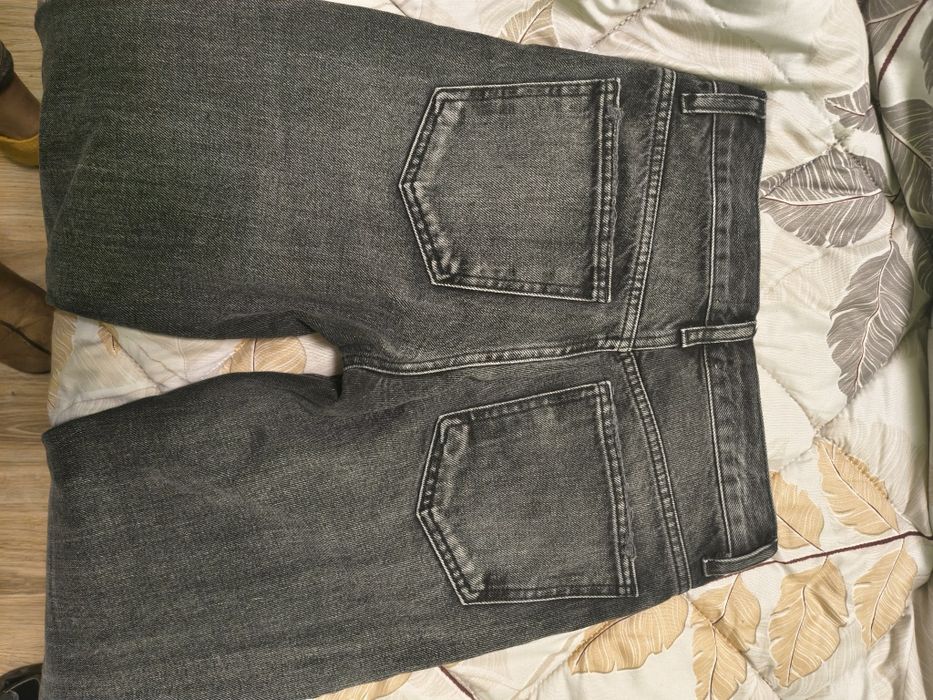 Дамски дънки на ZARA