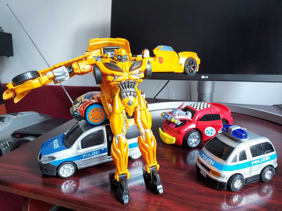 jucarii in stare foarte buna