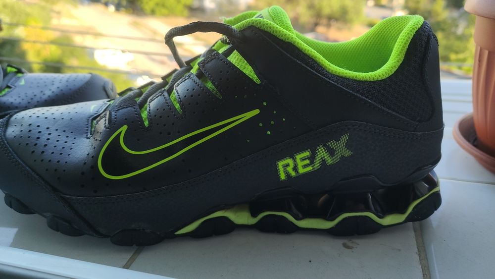 NYKE REAX маратонки