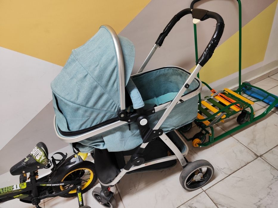 Продам коляску за 5тыс