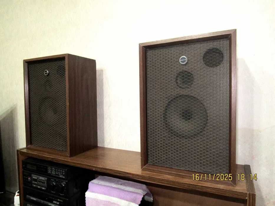 Ламповый усилитель "Nobsound" с колонками "Sanyo" и сабвуфером