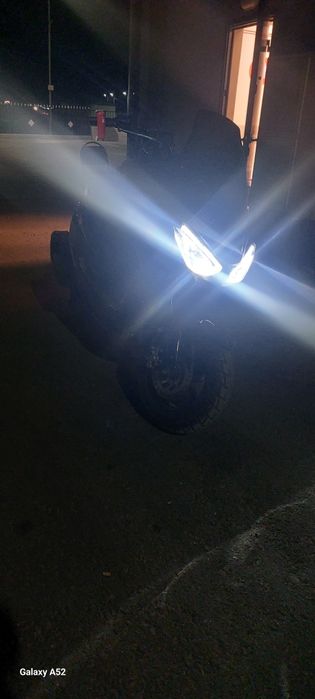 Макси скутер 175 сс