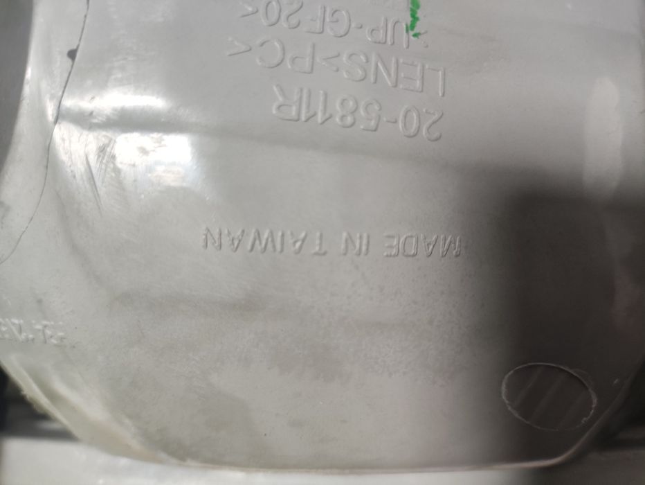 Камри 25 фара Тайвань