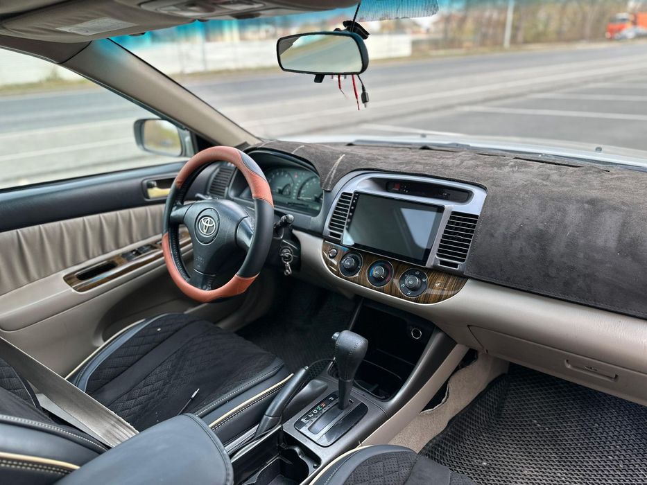 Тойота Камри 30 продам срочно