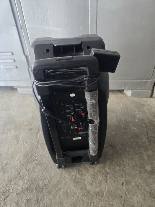 Vând boxă AKAI SS023A--X10