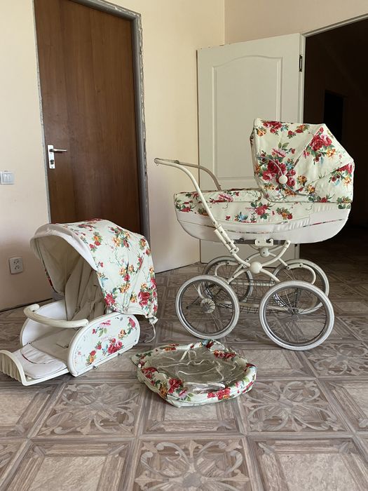 Продам коляску Геоби  с отличном состоНии