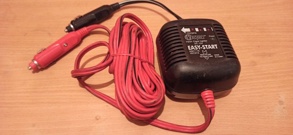 Încărcător baterie auto Easy Start