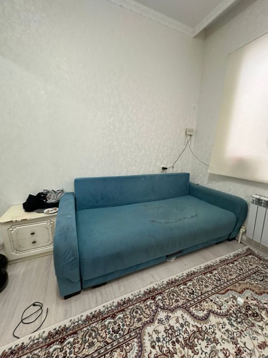 Отдам диван даром