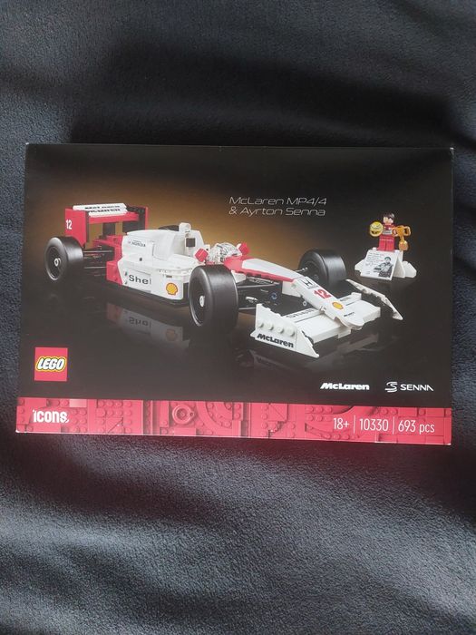 LEGO - McLaren MP4/4 и Айртон Сена