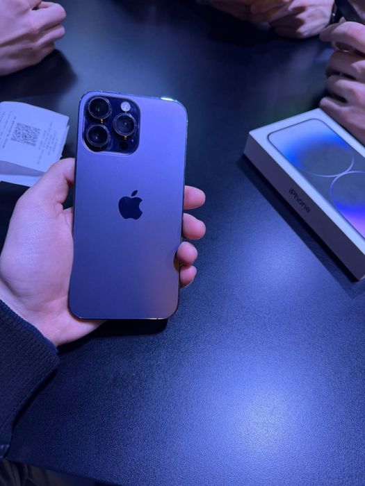 Продам Айфон 14 про макс 256гб