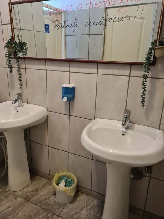 Casa de vazare Sabed -central 725mp teren , locuinta sau spatiu com.