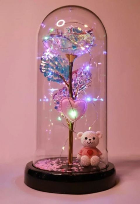 Стъкленица с роза , мече и LED светлина