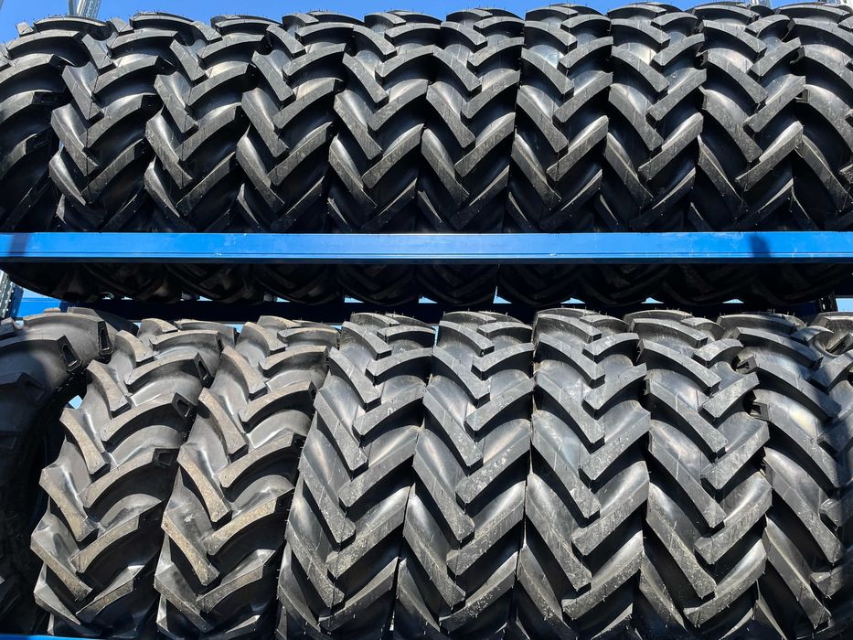 Marca TATKO 14.9-28 cauciucuri noi cu 8 pliuri radiale pentru tractor
