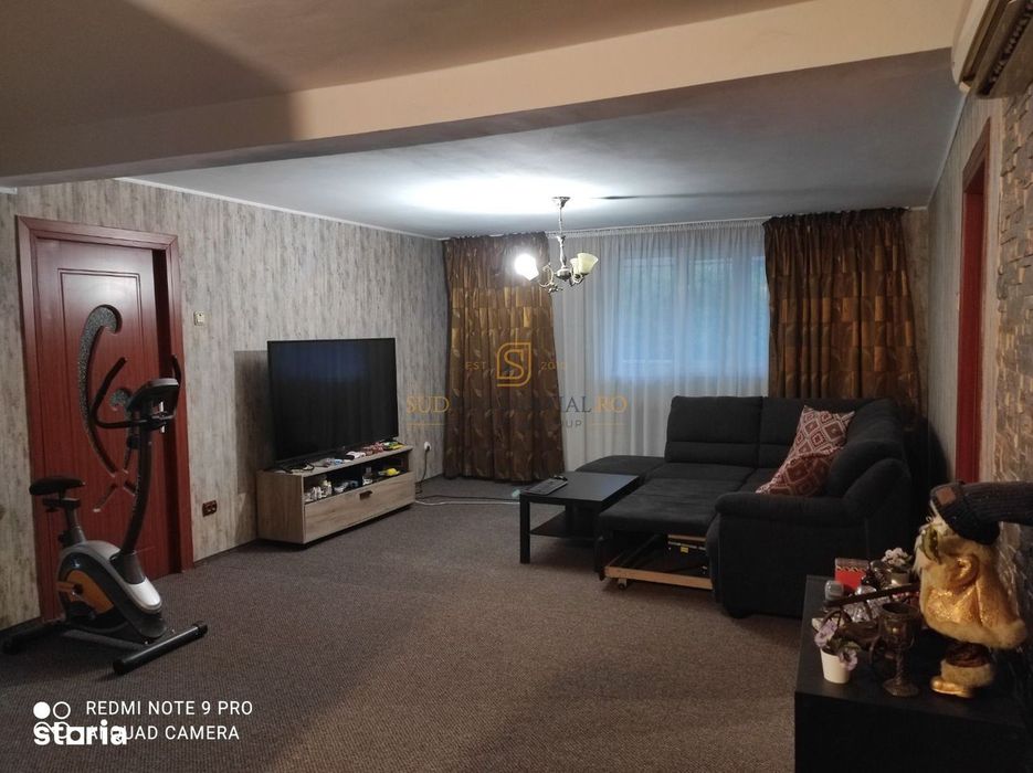 Vila deosebita, teren 800 mp, piscina, zona Dristor – Mall Park Lake
