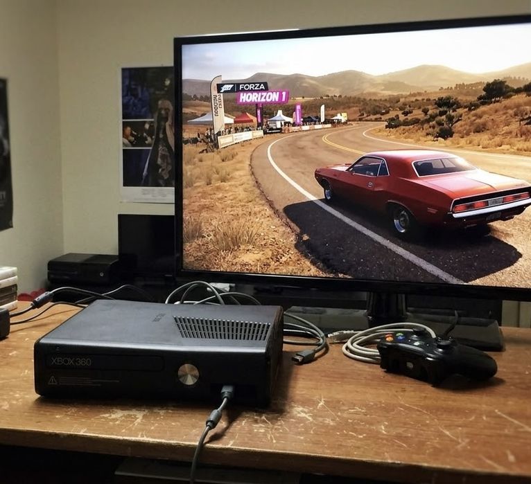 Xbox 360 Slim прошитый 500GB