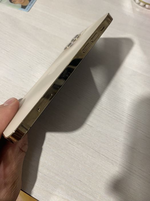 Продам iPhone 12 Pro