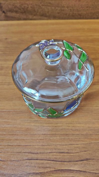 Масивна захарница/бонбониера от кристално стъкло