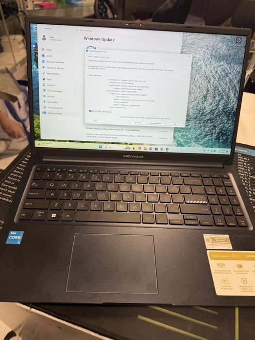 ASUS Vivobook 15 X1504 i3 8GB RAM 512GB SSD Full HD IPS