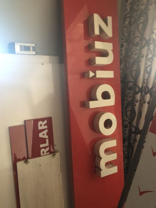 polka aksessuar uchun  sotiladi divan bor