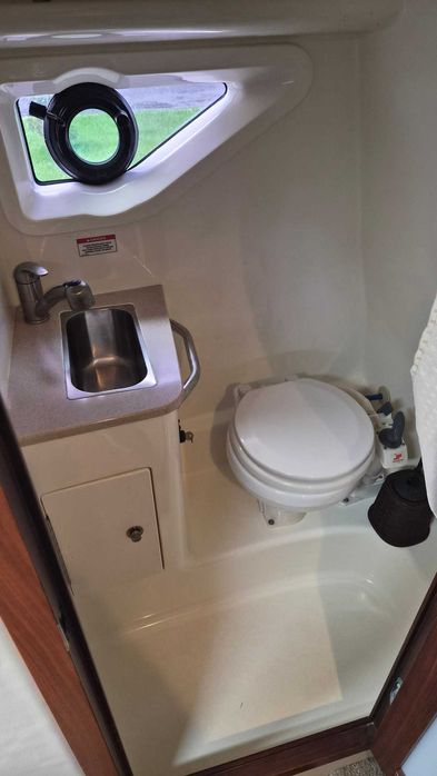 Vand Barca Searay Sundancer 265, stare excelenta, unic proprietar, 177 ore functionare