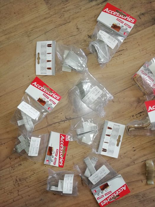 4 сиви нови первази с доста ъгли и тапи