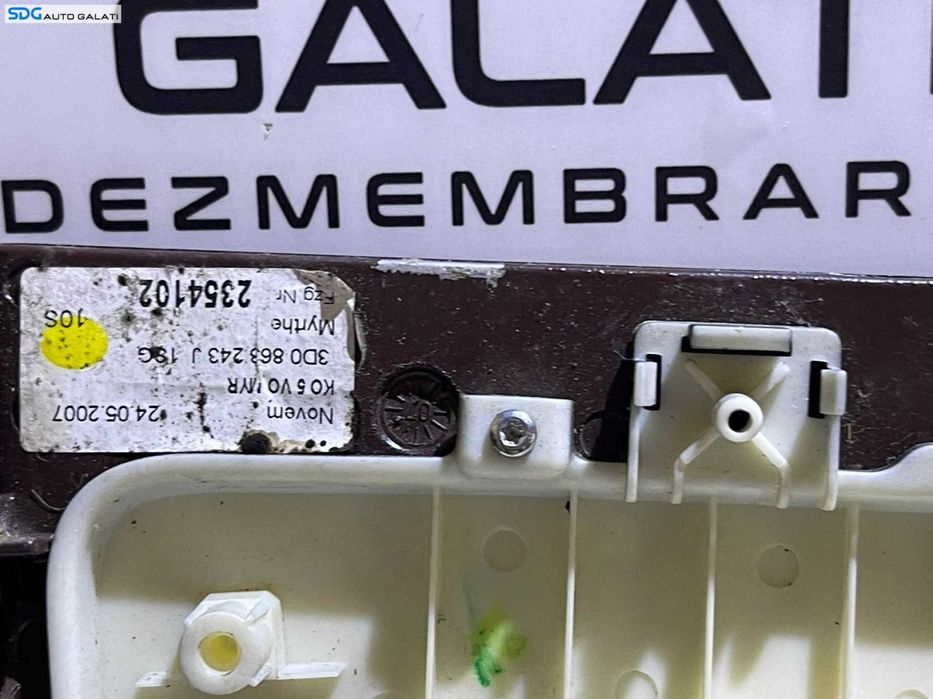 Rama Trim Consola Centrala Ornament Selector Timonerie Maneta Schimbator Viteze Volkswagen Phaeton 2002 - 2010 Cod 3D0864533 3D0863243J 3D0713109A 3D0713109A