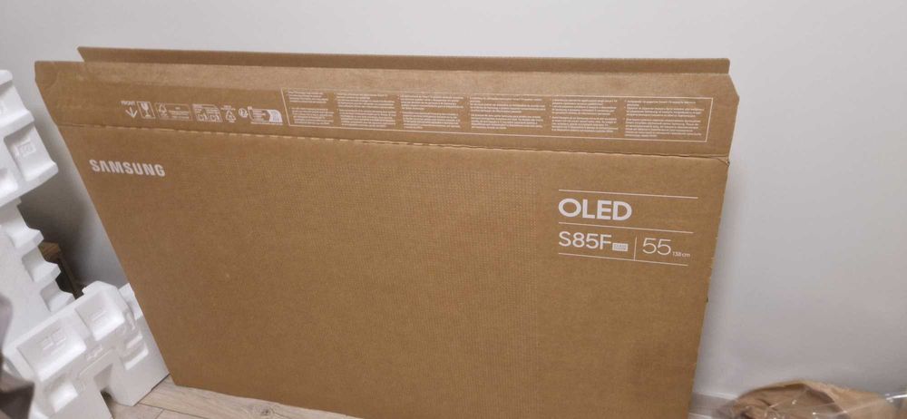 Samsung OLED s85f