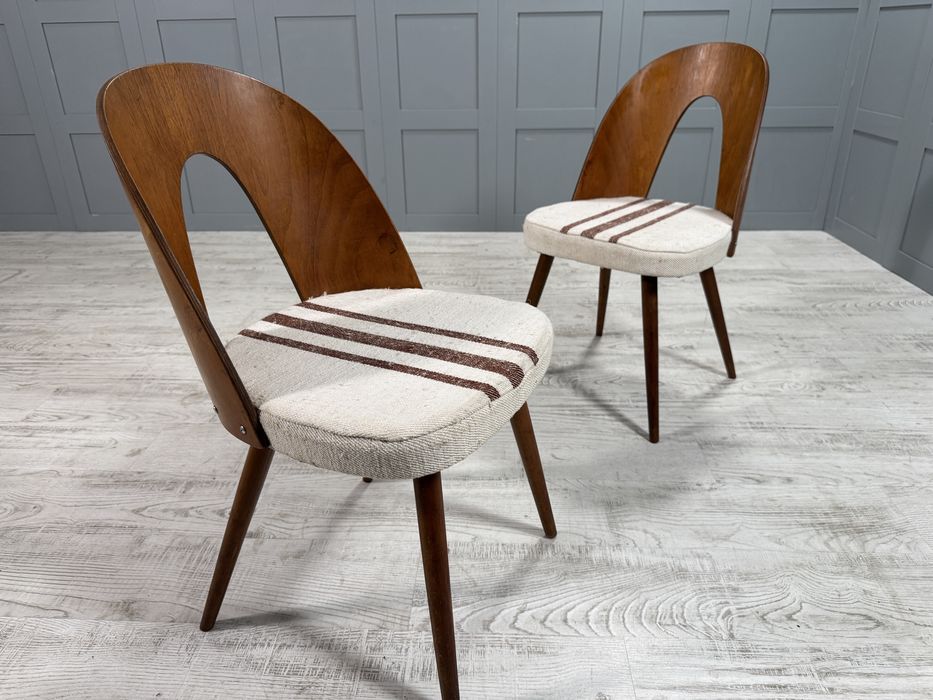 Трапезни столове на Антонин Шуман от 50-те У014