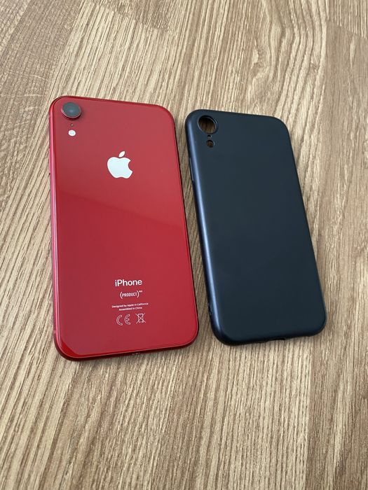 Telefon iPhone XR 128gb m cu incarcator si cablu usb.