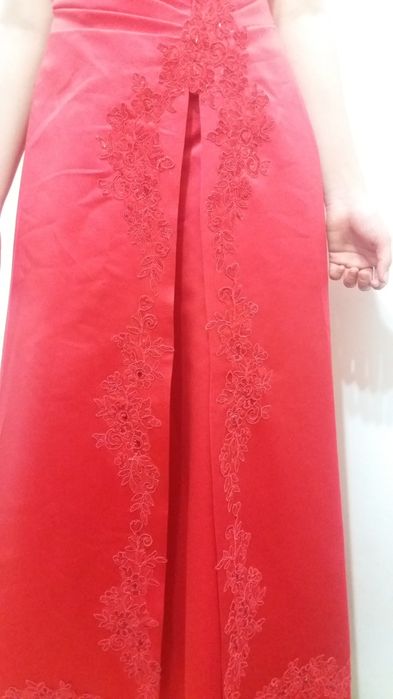 Платье (выпускное, вечернее)