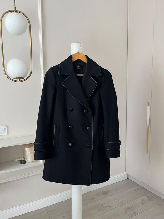 Пальто брэнд Theory