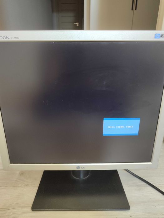 Продам Рабочий монитор от Lg