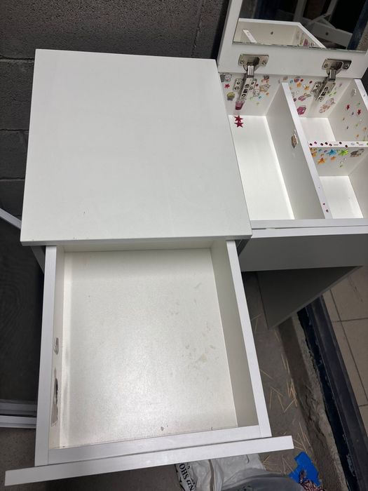 Срочно продам столик!