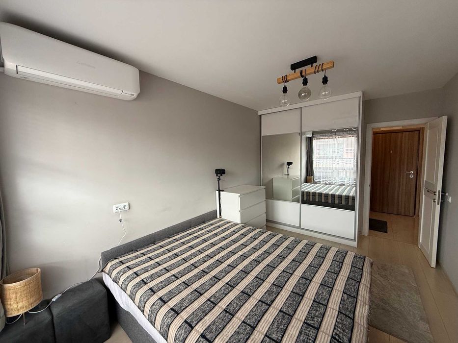 Собственик - Напълно обзаведен двустаен апартамен