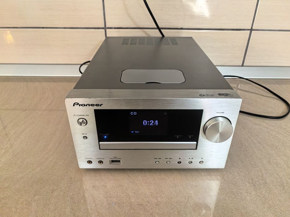 Receiver CD Pioneer XC HM 81S amplificator statie bluetooth tuner internet radio iPod