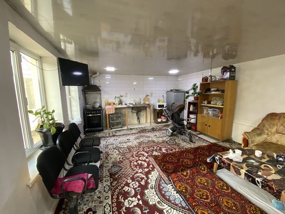 Uy sotiladi  keles uzgazoil kocha