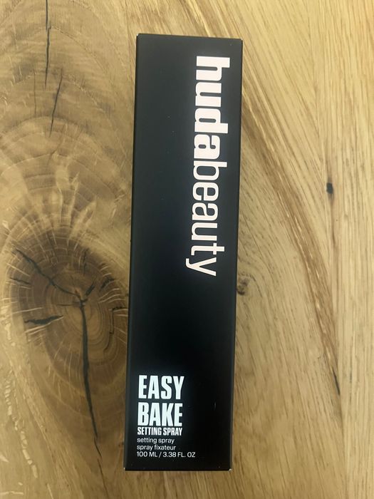hudabeauty setting spray